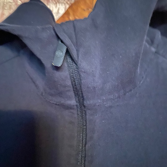 Lulu lemon jacket - Picture 4 of 5